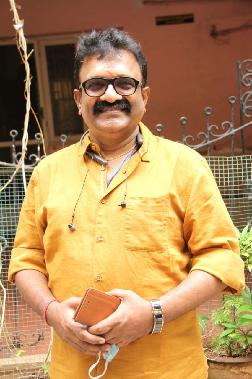 “பாரதிராஜா ‘நோஞ்சான்’ என்று தயாரிப்பாளர்களை சொன்னதில் தவறில்லை” – தயாரிப்பாளர் டி.சிவா விளக்கம்