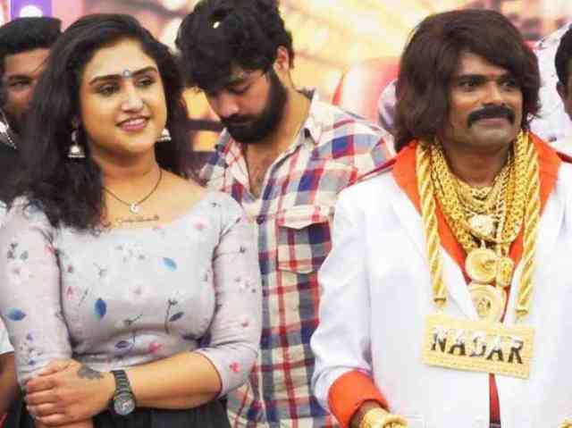 சினிமாவில் சாதி கட்சித் தலைவருடன் ஜோடி போடும் வனிதா விஜயகுமார்..!