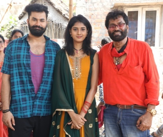 மகனை ஹீரோவாக்கி படம் இயக்கும் நடிகர் சரண்ராஜ்..!