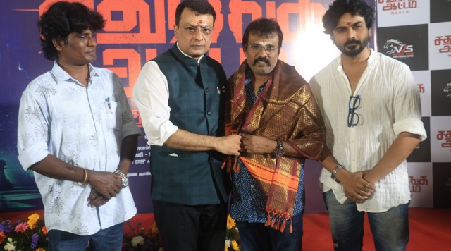 “இப்போது தியேட்டரில் ஓப்பனிங் 4 ஹீரோக்களுக்கு மட்டுமே இருக்கு..” – இயக்குநர் பேரரசு பேச்சு!