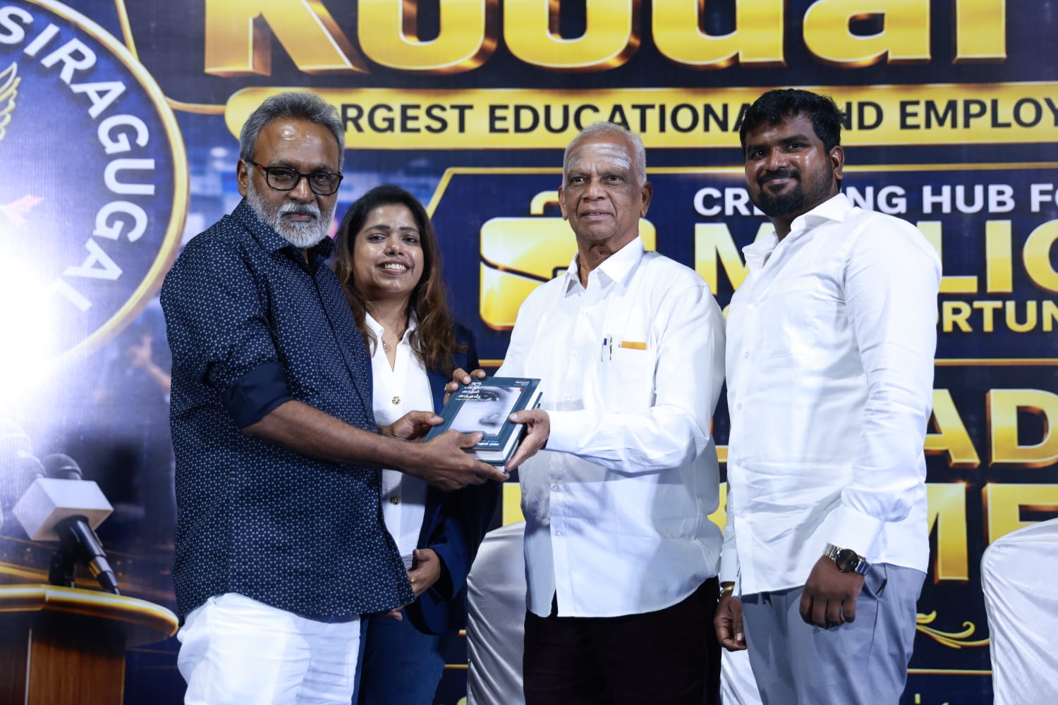 “இன்றைய இளைஞர்களின் வளர்ச்சியில் காதல் குறுக்கிடுகிறது” – இயக்குநர் கஸ்தூரிராஜா பேச்சு!