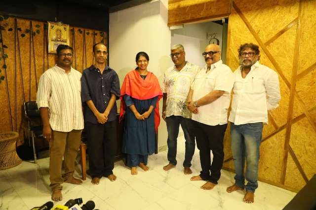 ‘லட்சுமிகாந்தன் கொலை வழக்கு’ படத்தினை பாராட்டிய கனிமொழி கருணாநிதி!