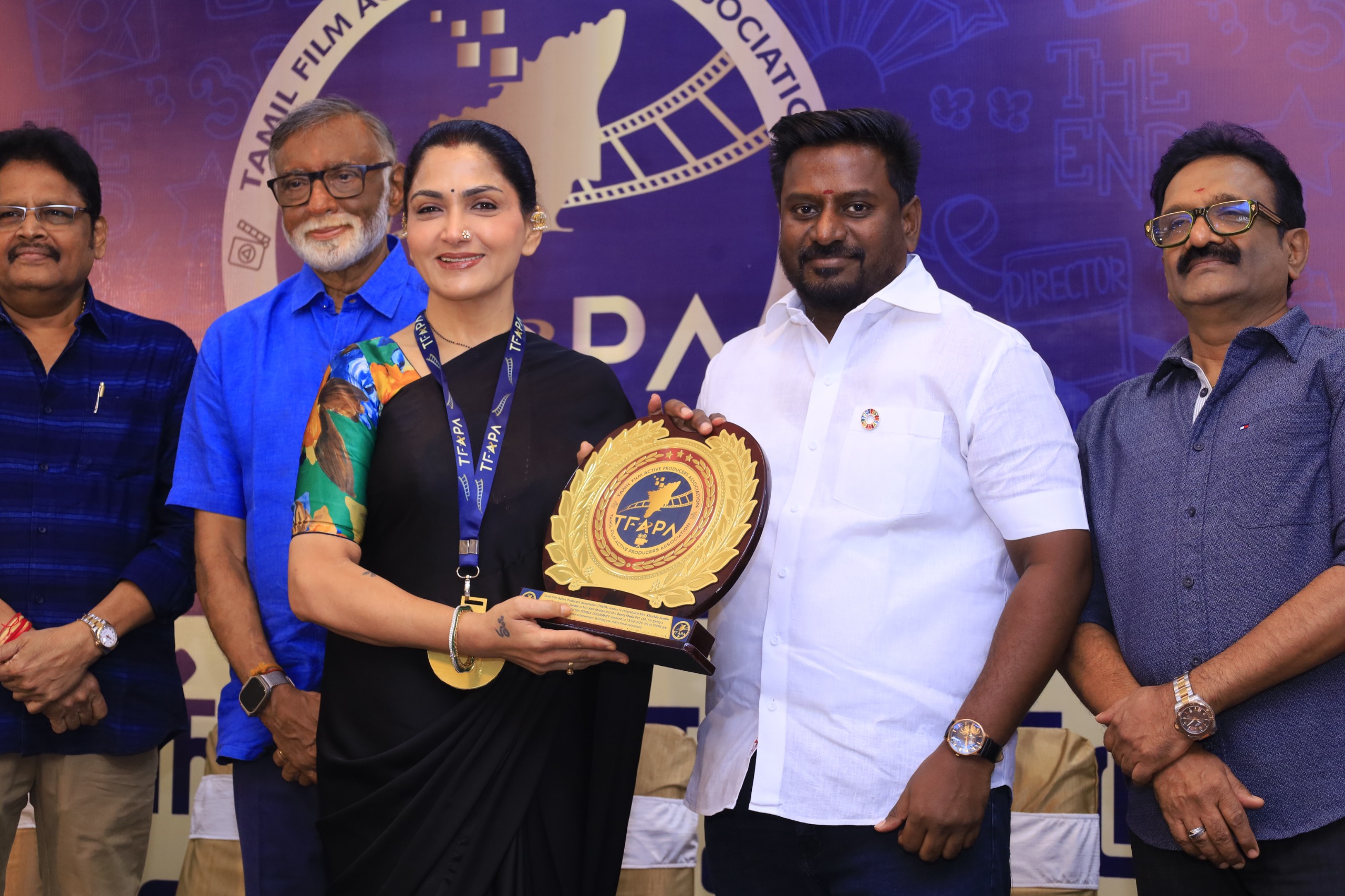 திரைப்படத் துறையின் பிரச்சனைகளை சரி செய்ய அமைச்சரிடம் நடப்பு தயாரிப்பாளர்கள் சங்கம் கோரிக்கை!